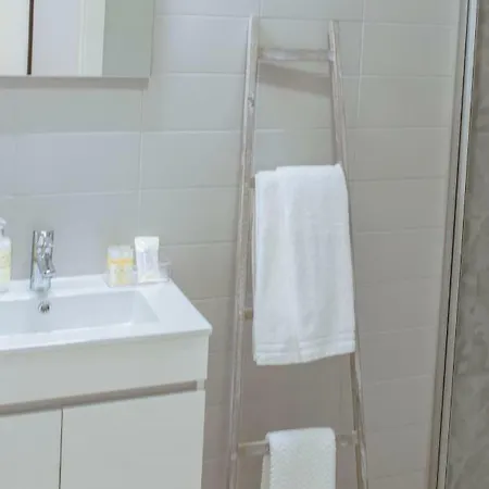 Living Corpo De Deus Коимбра